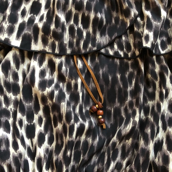 Speed Control Strapless Leopard Dress - Picture 3 of 6
